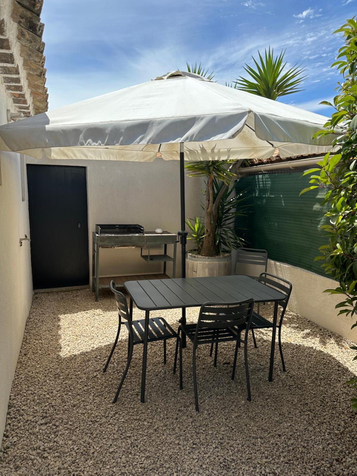 Maison Contemporaine Avec Piscine Privee Chauffee, Entre Plages Et Provence, Borne 11 Kw Istres Kültér fotó